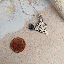 Load image into Gallery viewer, manta ray necklace