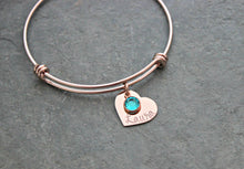 Load image into Gallery viewer, Personalized name bracelet - Heart discs - Swarovski crystal birthstones rose gold, gold or silver stainless steel wire bangle bracelet