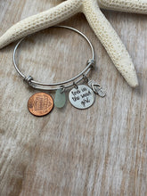 Load image into Gallery viewer, toes in the sand girl, stainless steel adjustable beach bangle bracelet flip flop bracelet - genuine sea glass bangle - gift for beach lover