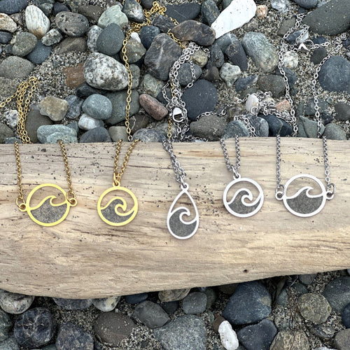 Whidbey Island beach sand necklace, stainless steel wave necklace with beach sand, Washington State, Home necklace, Beach jewelry, wave gift