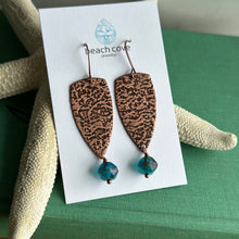 Load image into Gallery viewer, Copper textured dangle earrings with teal blue green Czech glass
