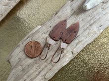 Load image into Gallery viewer, Copper celestial dangle earrings with pale lavender white Czech glass beads
