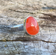 Load image into Gallery viewer, Carnelian Ring - Sterling silver with patterned band - US Size 6 - Orange gemstone Faceted rose cut ring
