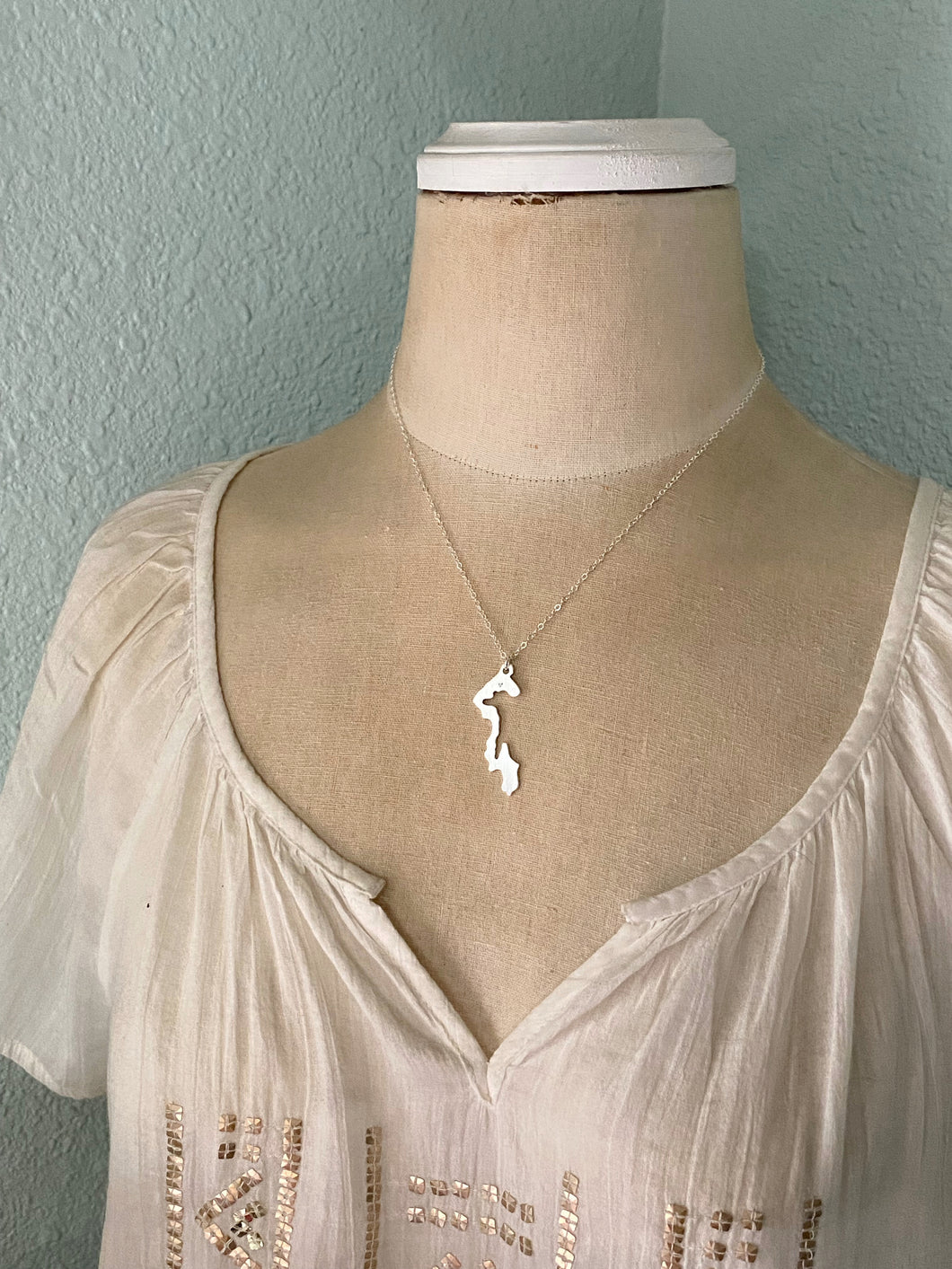 Whidbey Island silhouette Necklace -  Washington State 925 sterling silver - Heart design over your city / location - Hometown jewelry