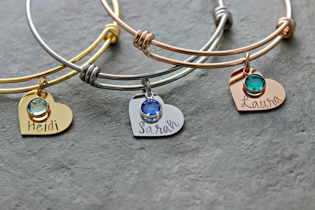 Personalized name bracelet - Heart discs - Swarovski crystal birthstones rose gold, gold or silver stainless steel wire bangle bracelet