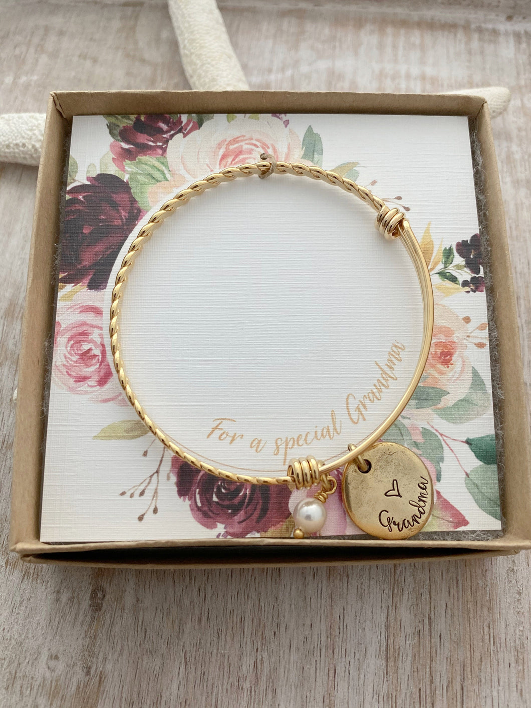 Gift for Grandma, silver or gold plated  stainless steel bangle bracelet disc and Pearl, Mother's Day gift for grandma with message card