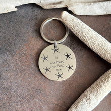 Load image into Gallery viewer, it matters to this one - the starfish story - Silver Aluminum Stamped Keychain - Adoption Gift Idea - Teacher gift idea - Inspirational
