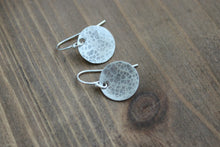 Load image into Gallery viewer, Darkened Hammered sterling silver round circle disc earrings, Sterling silver ear wire, Brushed Satin finish, Textured, Modern Dot, oxidized
